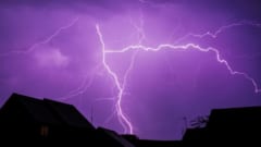 イギリスで15,000発の記録的な落雷。神秘的な「雷樹」現象も発生の画像 6/9