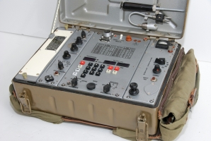 冷戦期のスパイが残した「旧ソ連の無線機」がドイツの森で発見されるの画像 2/4
