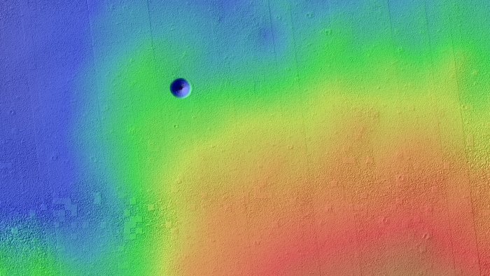 なにこれ？火星にぽっかり空いた謎の「穴」の画像をNASAが公開の画像 4/4