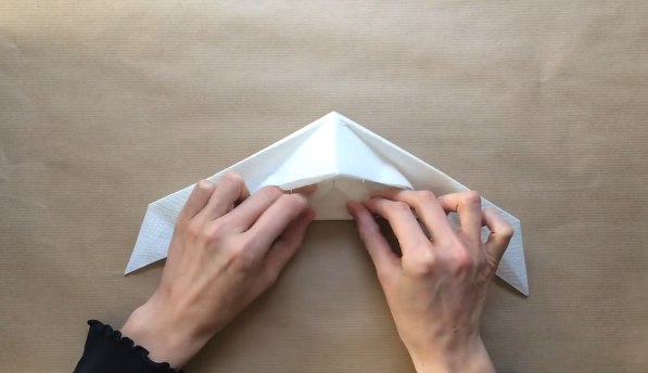 簡単便利！ペーパータオルだけで作れる「折り紙マスク」の作り方の画像 32/40