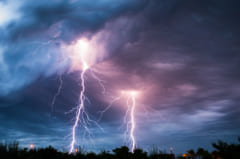 全長700km の稲妻が「史上最長の雷」に認定される（ブラジル）の画像 1/3