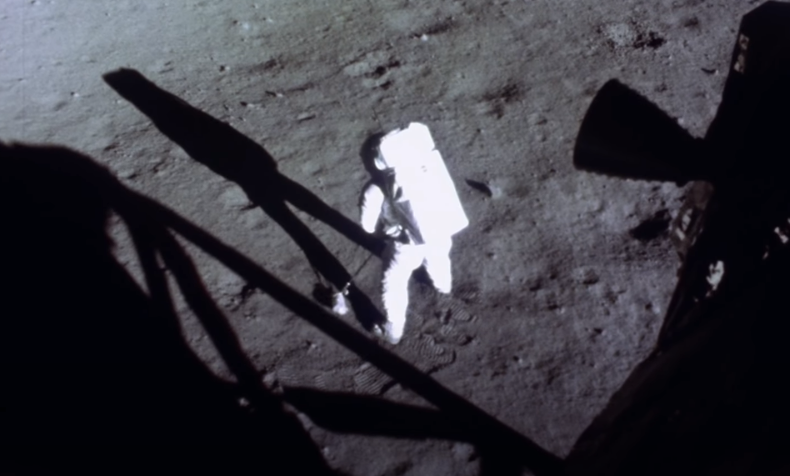 アポロの月面調査動画をAIで高フレームレートに改善！　歴史的映像がヌルヌル動くようになった。の画像 1/2
