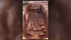 シベリアで見つかった約2500年前の遺骨