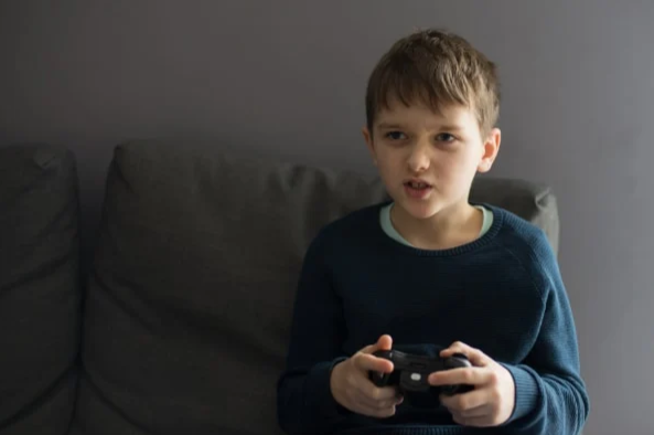 暴力ゲームを遊んだ子どもと成人後の攻撃性に関連はないと判明。10年間ゲーム『グランド・セフト・オート （GTA）』を調査した結果