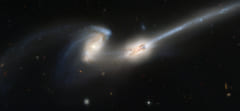 2つの銀河の合併。画像はNGC4676のもの。