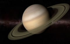 土星は約27℃の傾きを持っている。