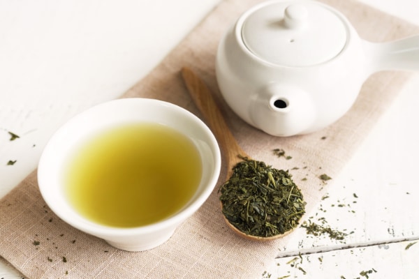 お茶は「血管をリラックス」させていた！　お茶が健康に効く化学的メカニズムを解明