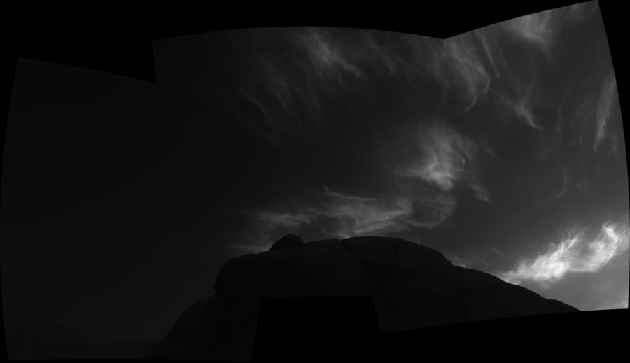 キュリオシティが3月28日の日没直後に撮影された雲の画像