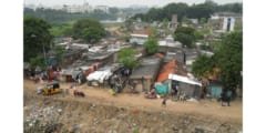 インド、チェンナイのスラム街