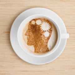 コーヒーの消費と脳の状態には関連性がある