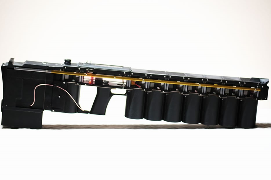 手持ちの レールガンのような銃 が米国で発売される ナゾロジー