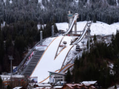 スキージャンプ競技場