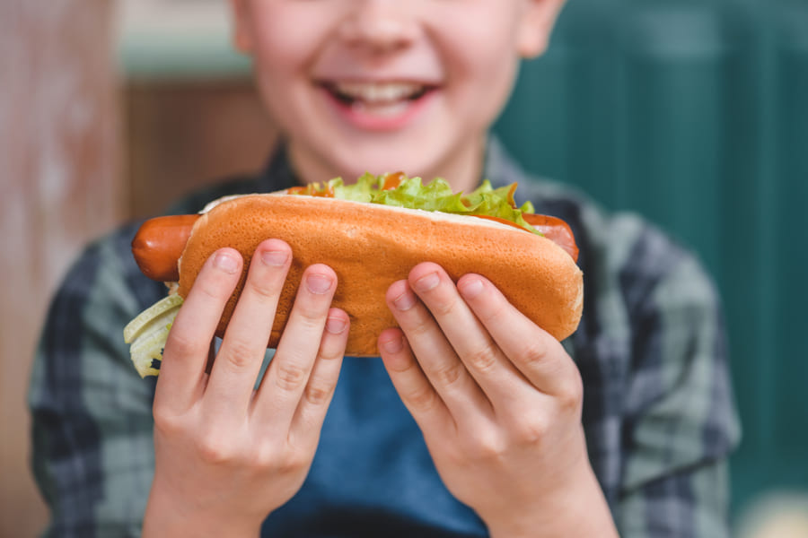 「ホットドッグは野菜」とアメリカの子どもの4割が信じていると明らかに