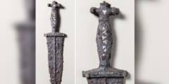 発見された2000年前の古代ローマ兵の短剣