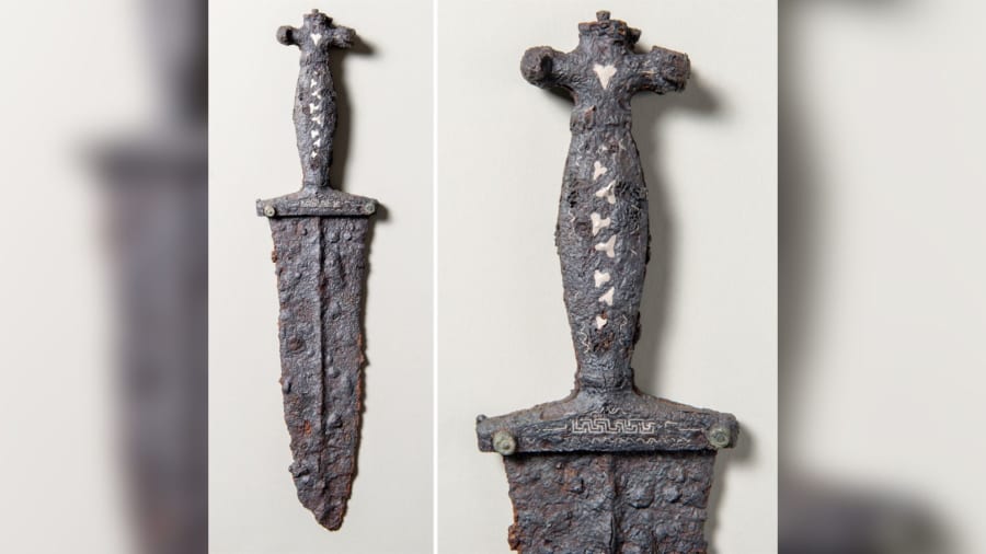 「2000年前のローマ兵の短剣」をスイスのアマチュア探知家が大発見