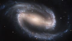 棒渦巻銀河NGC 1300