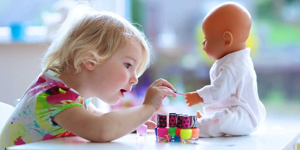 人形遊びで子どもの社会的スキルが向上