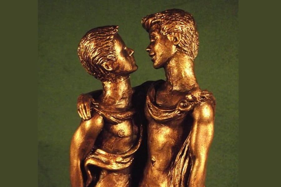 古代ギリシア最強部隊「テーバイ神聖隊」は同性愛カップルで編成された”愛の300〈スリーハンドレッド〉”だった