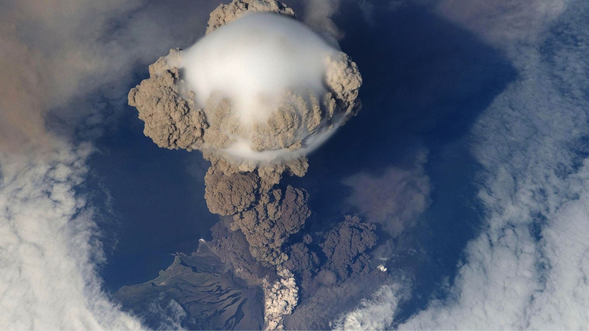 なぜ破局噴火は「同じ場所」で繰り返し起こるのか？