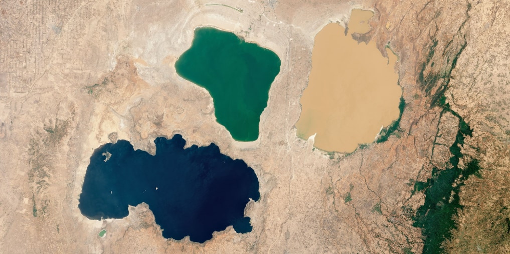 エチオピアにある3色の湖