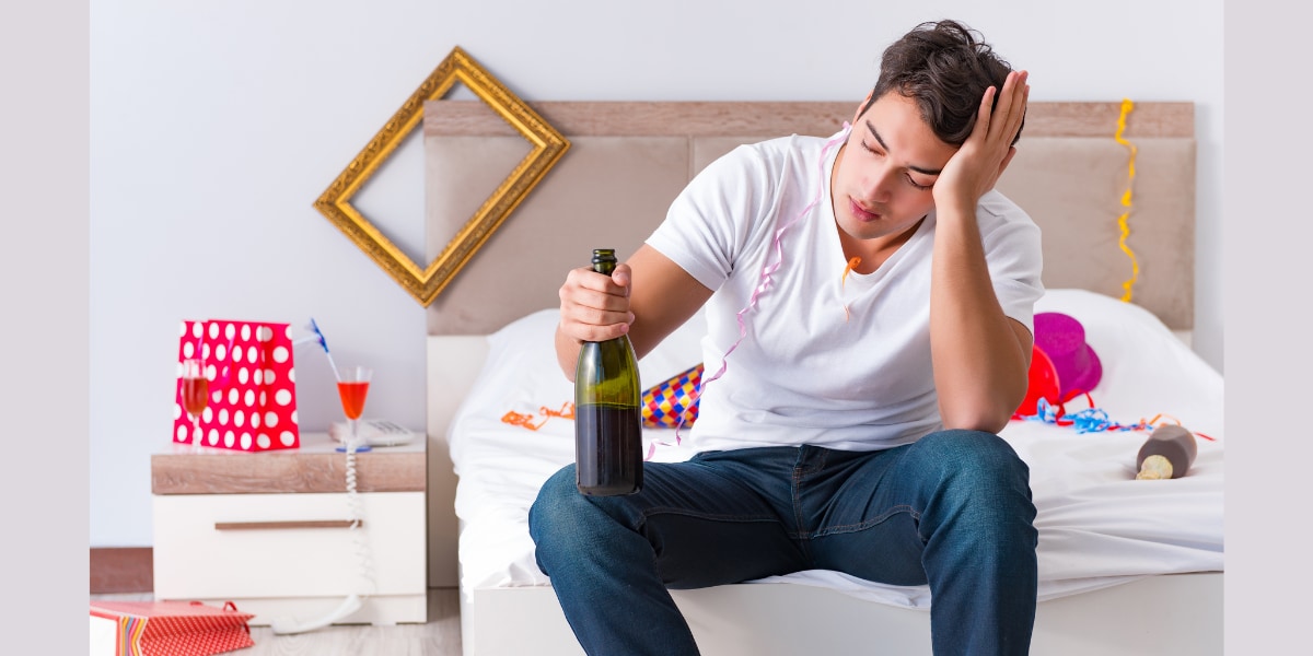 お酒の量以外に「二日酔い」を悪化させる原因とは？