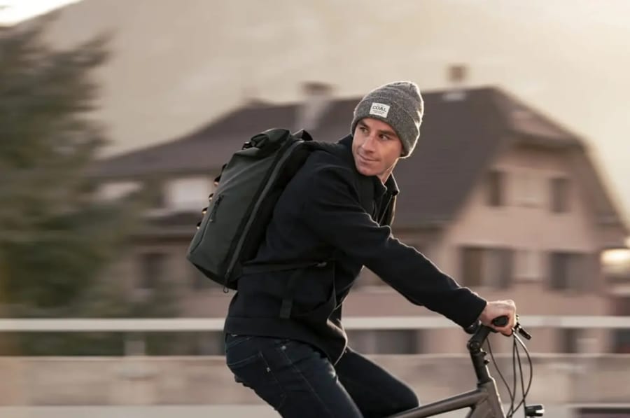 将来、スタイリッシュなエアバッグが「サイクリストのスタンダード」になるかも