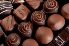 チョコレートは長い歴史を経て現在も親しまれている