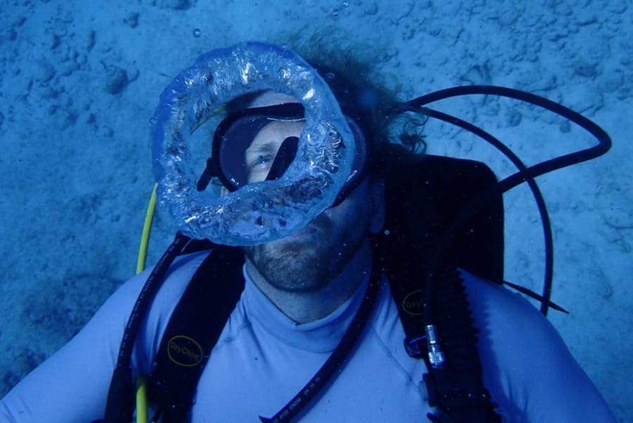 元ダイバーが100日間の水中生活に挑戦！