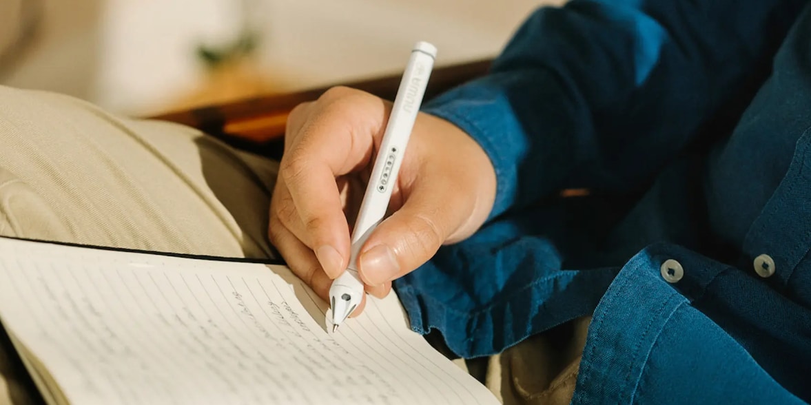 普通の紙に書いた文字をデジタル化できるペン
