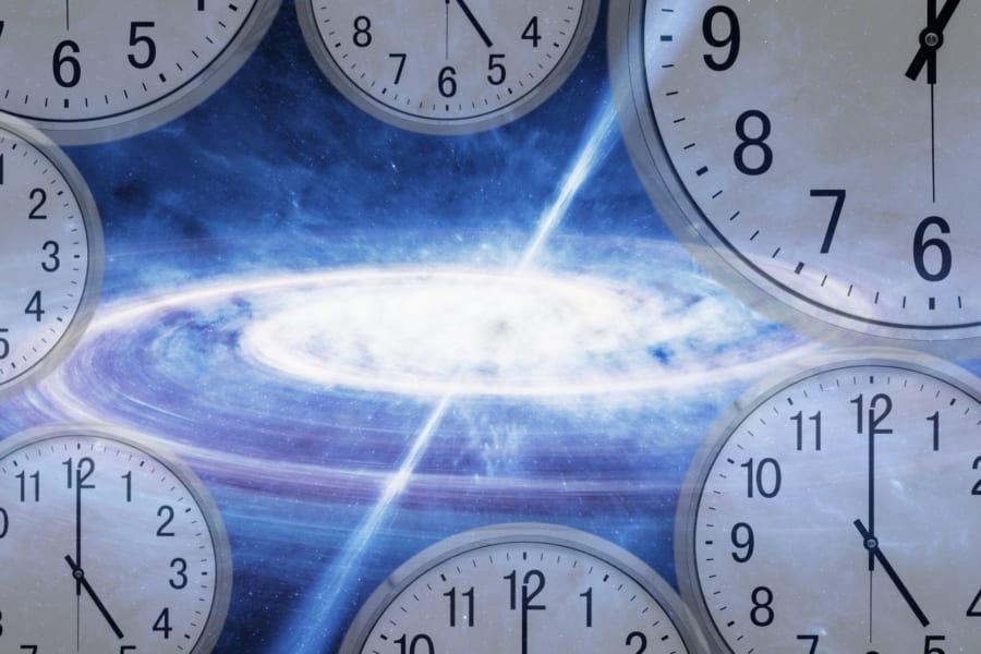 初期宇宙では時間が5倍遅く流れて見える！クエーサーの観測から証明