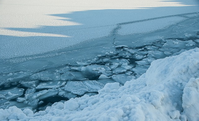 過酷な冬の北極海