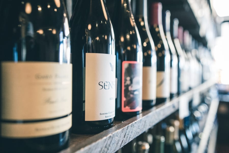 同じワインでも値札が高いと脳の報酬系が活性化して実際美味しく感じてしまう