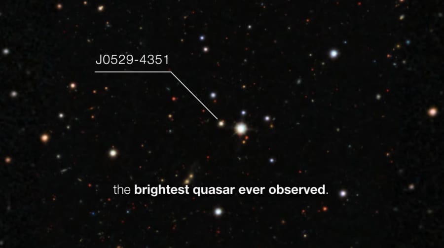 観測された「J0529-4351」の画像