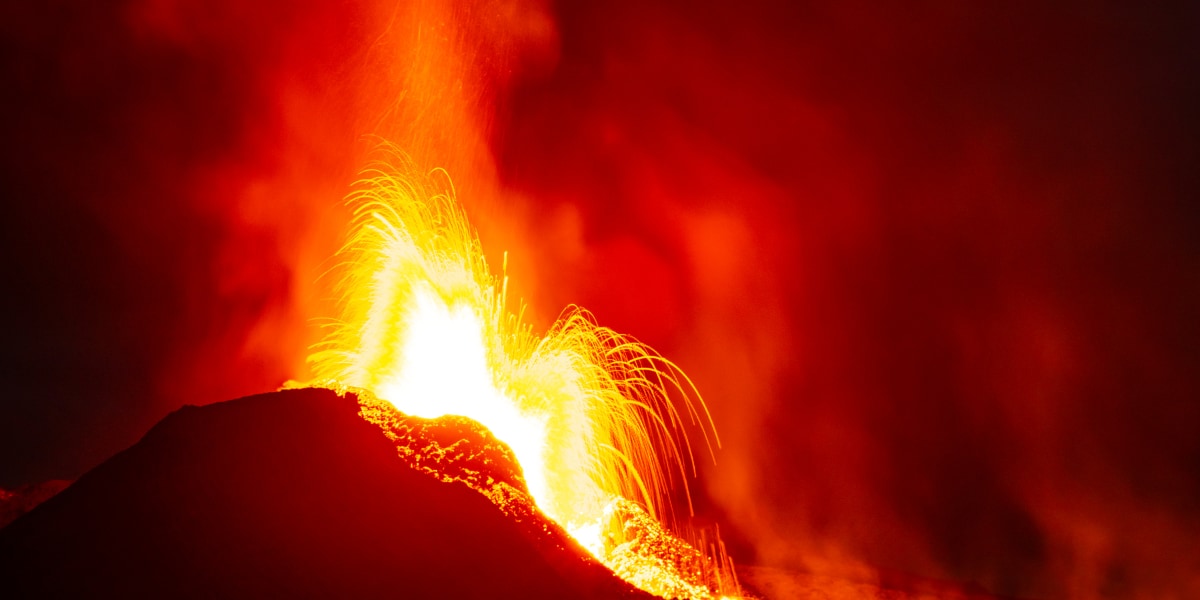 海底を覆う大量の鬼界カルデラ噴火の噴出物を発見
