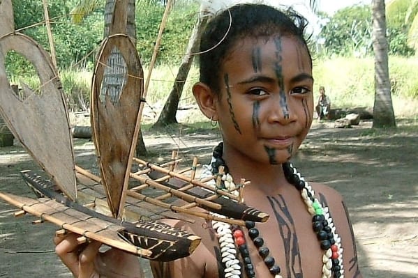 モツ族、現在でもパプアニューギニアにて伝統的な生活を守りながら暮している