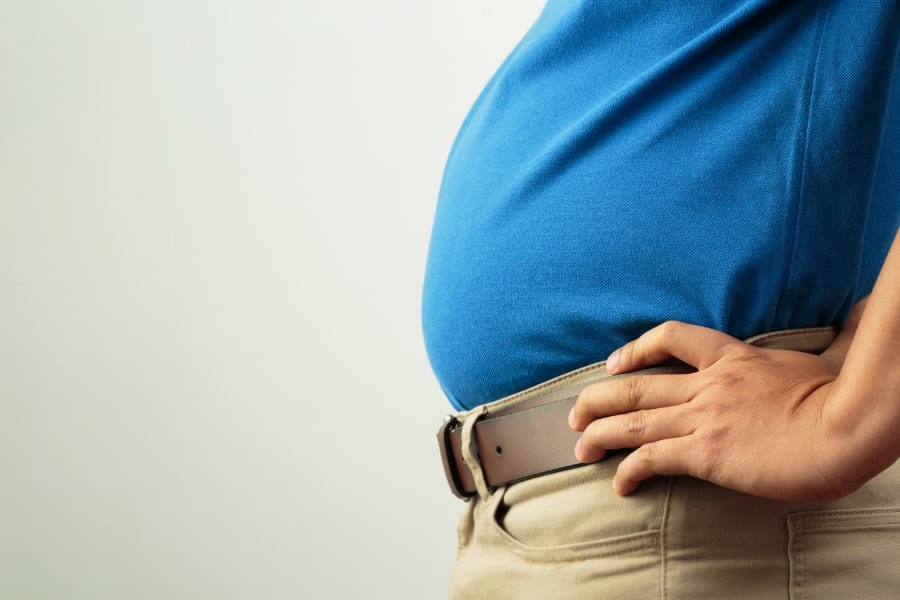 ”中年太り”の仕組みを解明！「太ってるぞ！」体の警報を受け取る脳のアンテナが摩耗していた
