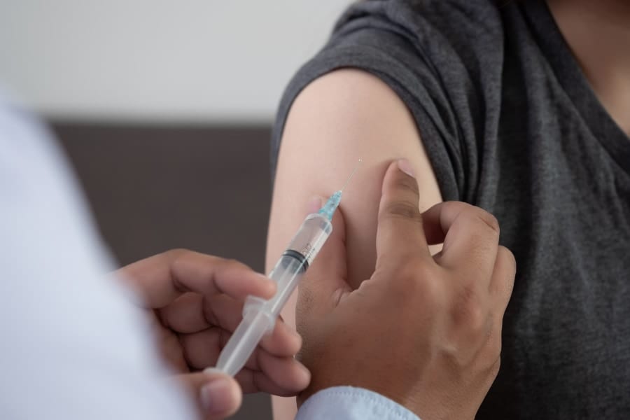 ノセボ効果が注目されたきっかけは、コロナワクチンの接種実験