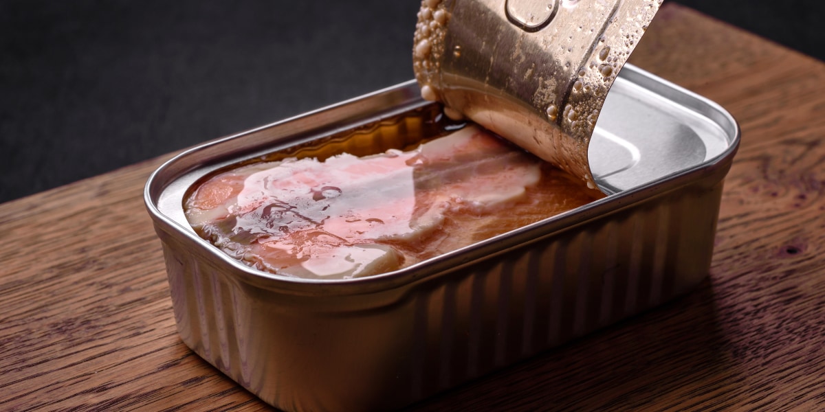 40年前の鮭缶に含まれるアニサキスから食物連鎖の変化を推察できる