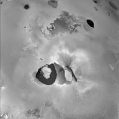 木星の衛星イオ最大の火山「ロキ」が今月中にも噴火しそうの画像 1/3