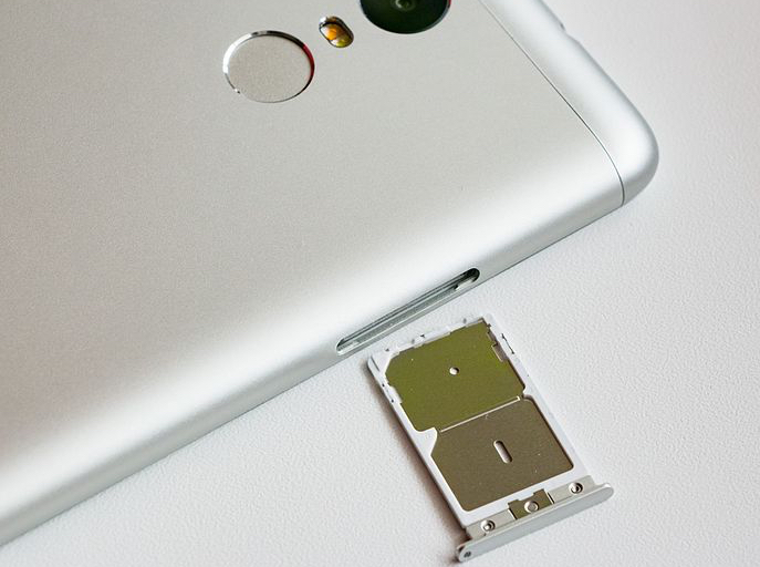 Xiaomi_Redmi_Note_3_dual_SIM_card_trayの画像