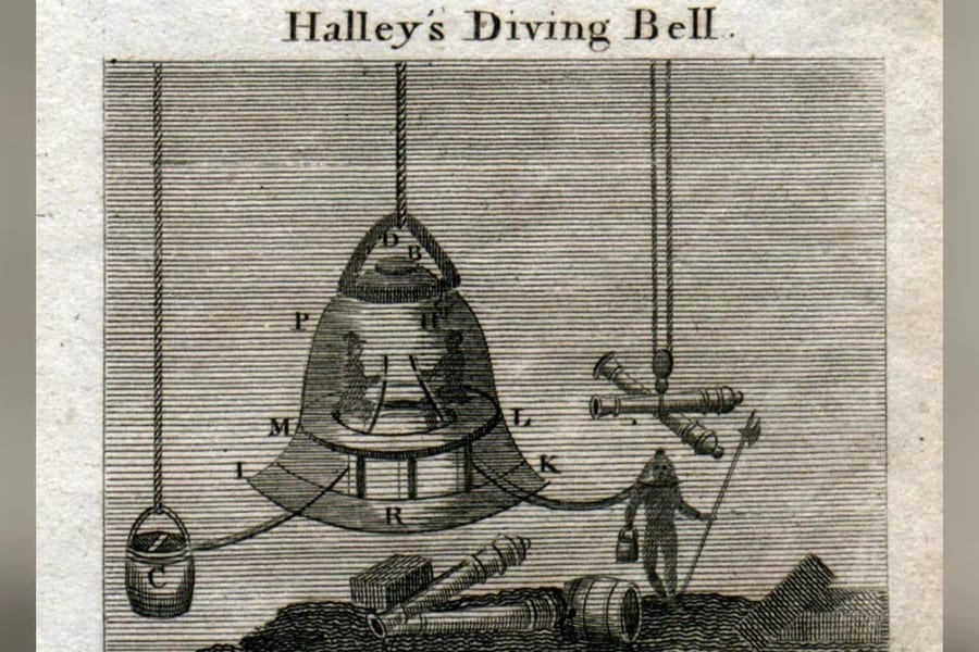 ”釣り鐘に空気を貯めて海に潜る”17世紀に実際あった潜水装置「潜水鐘」