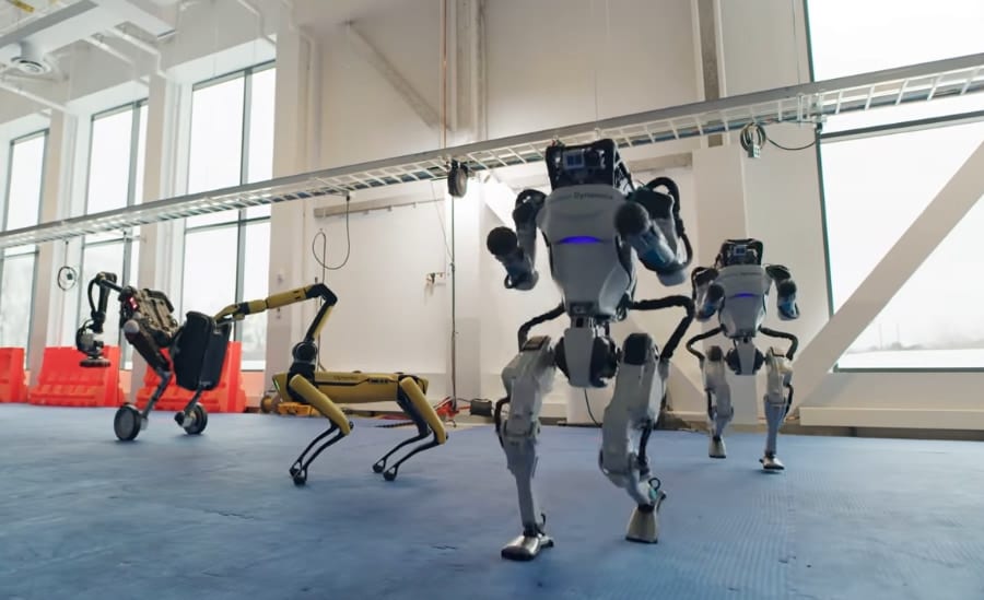 まるでCG。滑らかなロボットダンスをボストン・ダイナミクス社「Atlas」が実演！ロボット技術はココまで来た