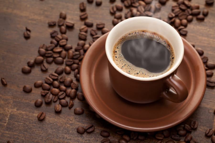 「1日6杯以上のコーヒー」が脳を萎縮させ認知症リスクを高めるという研究